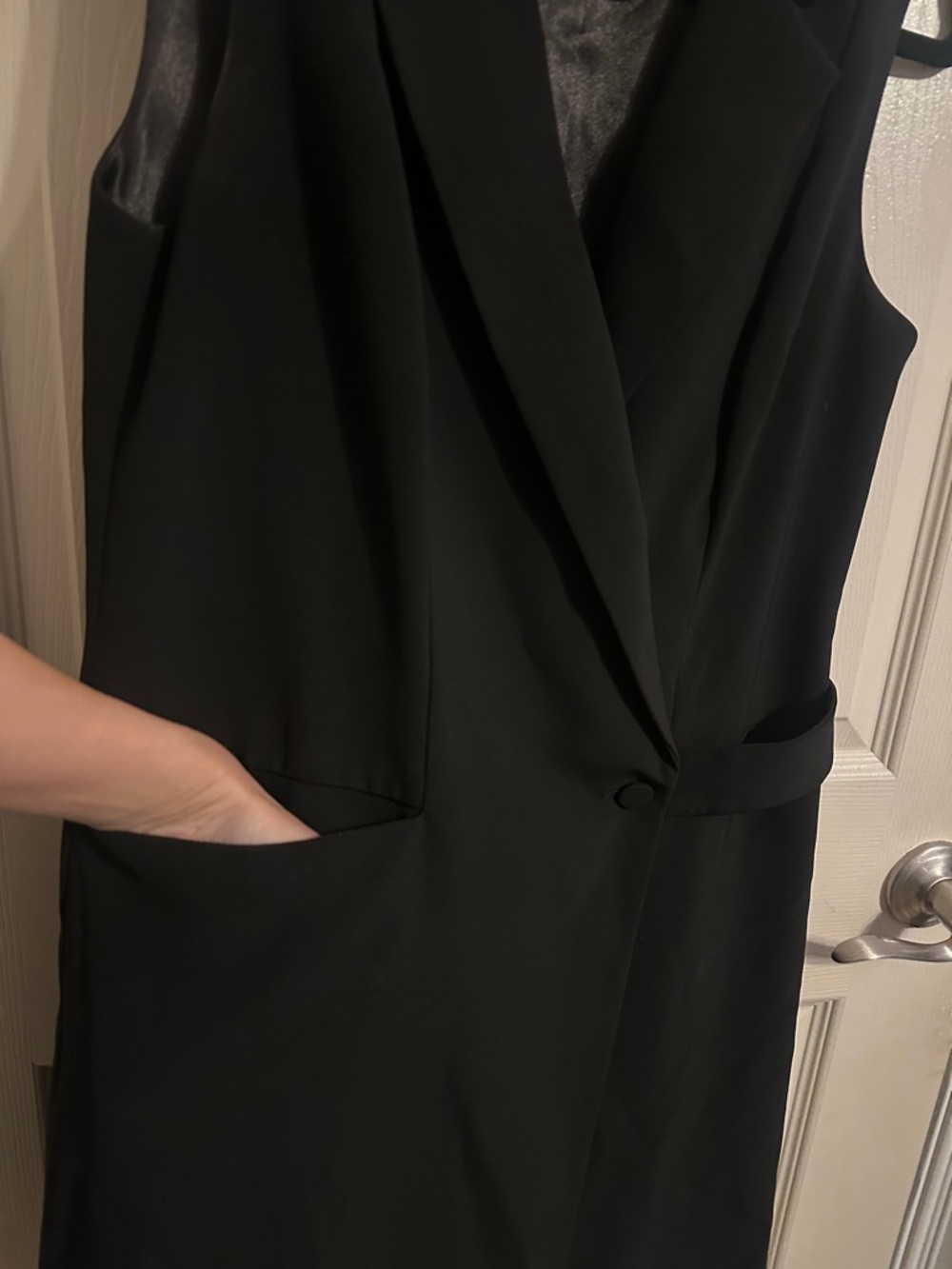White House Black Market Button Front Sleeveless Tuxedo Dress, Black, Sz 10 - Picture 4 of 12
